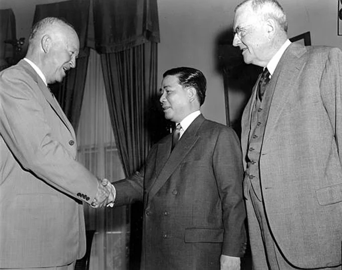 U.S. President Dwight Eisenhower, Ngô Đình Diệm, and U.S. Secretary of State John Foster Dulles at the White House, May 9, 1957.